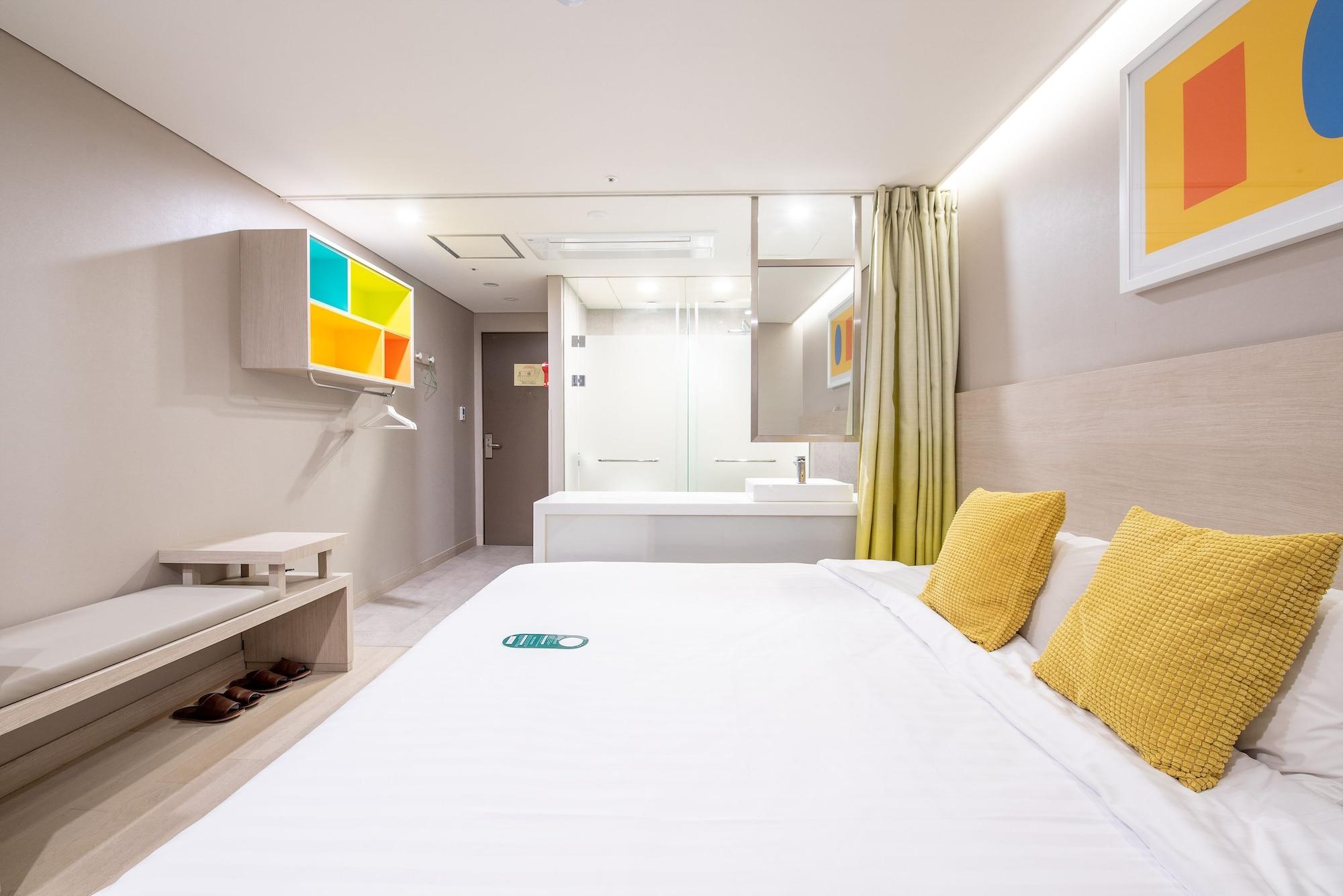 Hotel New Myeongdong